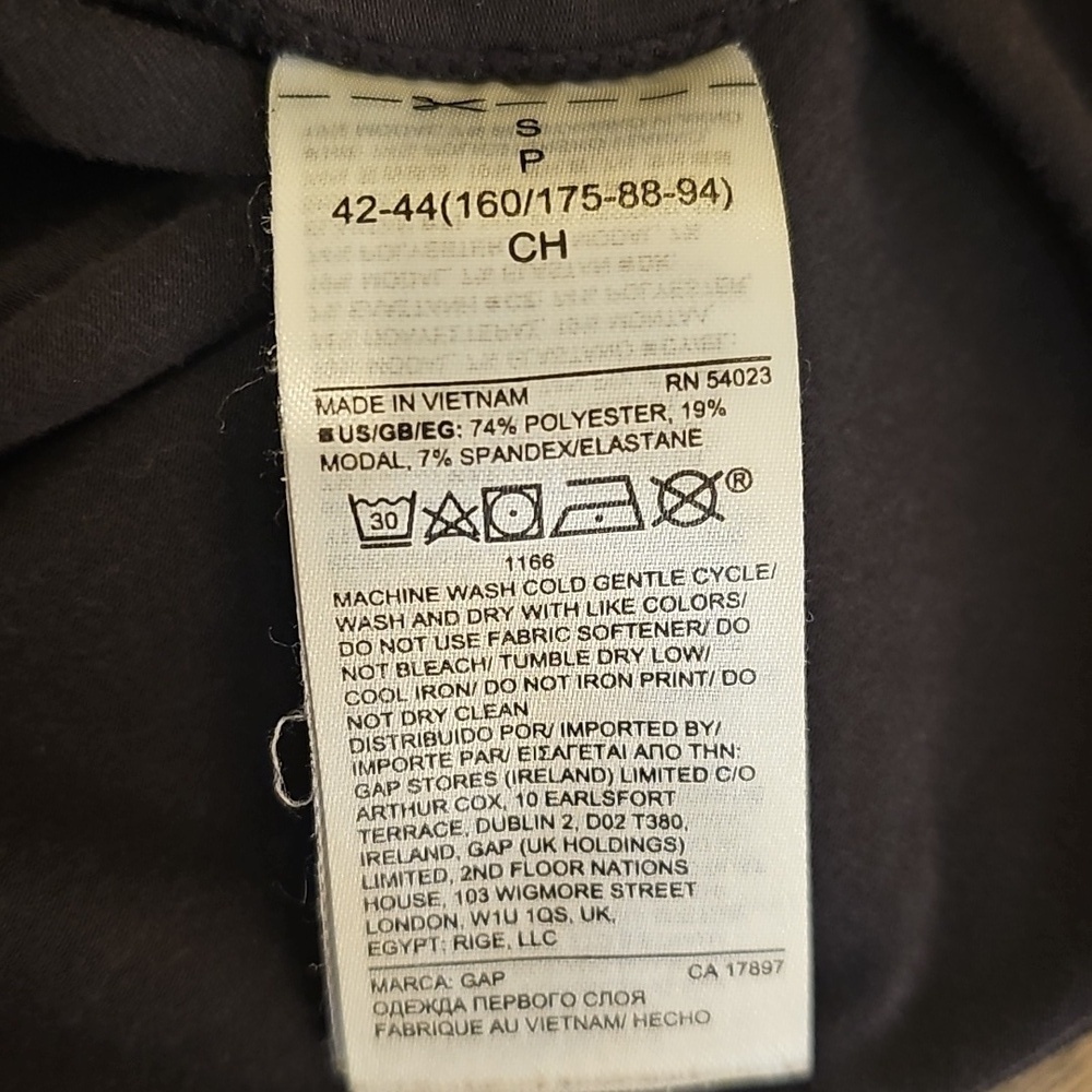 GAPfit Breathe Graphite Black Cuffed Tunic Top - Picture 6 of 7